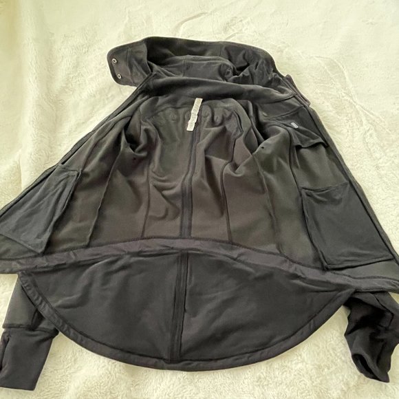 LULULEMON KEEP IT UP BLACK REMOVABLE HOODED RUN JACKET WATER RESISTANT SIZE: 4 - Picture 13 of 16